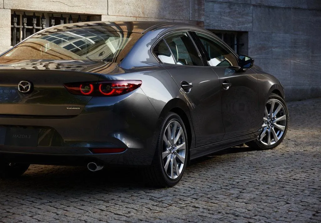 MAZDA 3 Sedan New